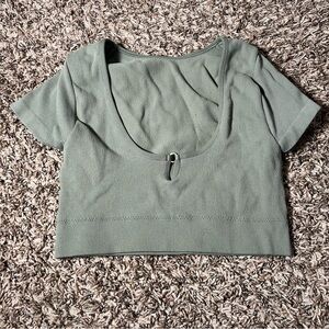 Aerie M Olive Green Cropped Notched Ribbed Stretch Top